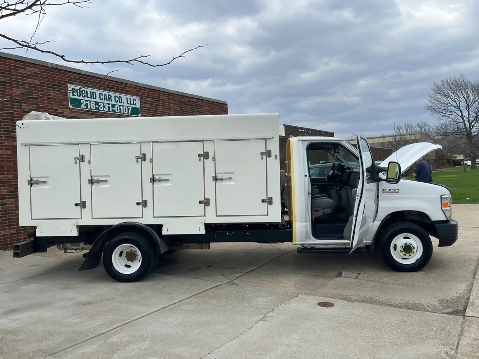 2018 Ford Econoline Van - Image 9 of 21