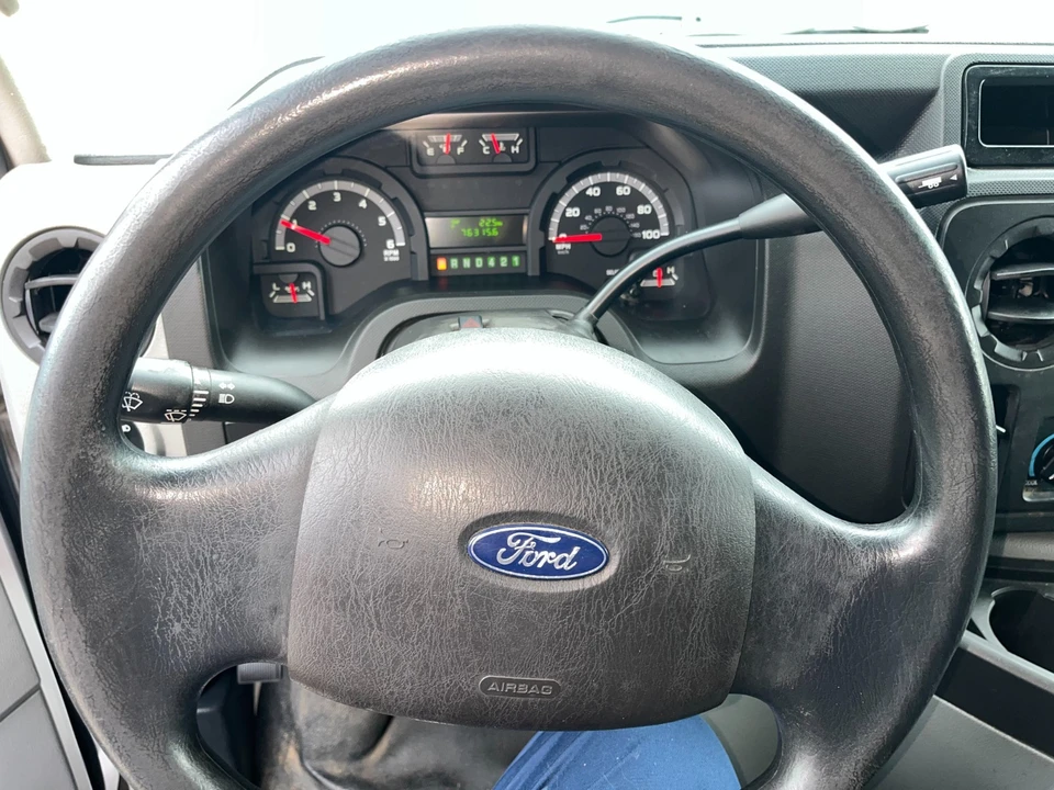 2018 Ford Econoline Van - Image 18 of 21