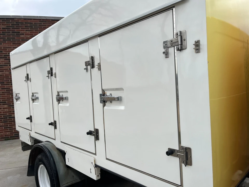 2018 Ford Econoline Van - Image 10 of 21