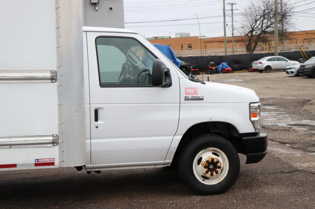 2018 Ford Econoline Van - Image 7 of 21