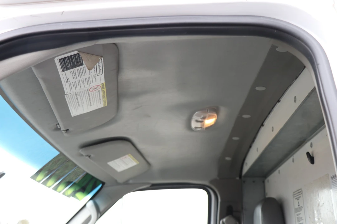 2018 Ford Econoline Van - Image 17 of 21