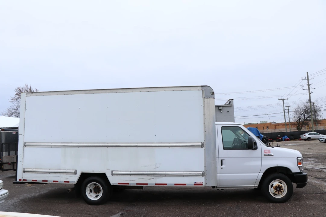2018 Ford Econoline Van - Image 5 of 21