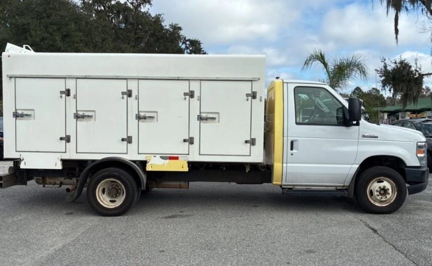 2018 Ford Econoline Van - Image 6 of 13