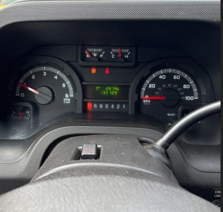 2018 Ford Econoline Van - Image 12 of 13