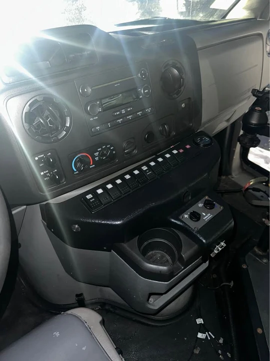 2018 Ford Econoline Van - Image 7 of 12