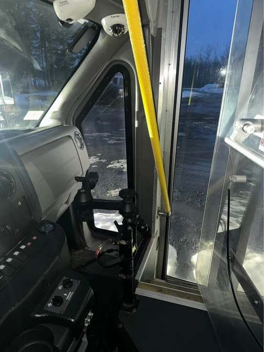 2018 Ford Econoline Van - Image 8 of 12