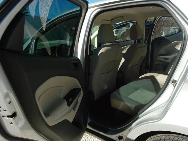 2018 Ford EcoSport - Image 28 of 31