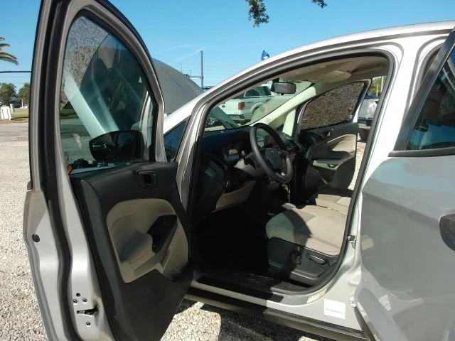 2018 Ford EcoSport - Image 9 of 21