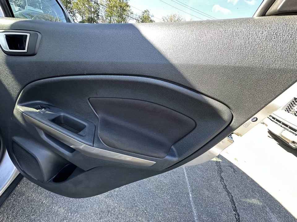 2018 Ford EcoSport - Image 16 of 21
