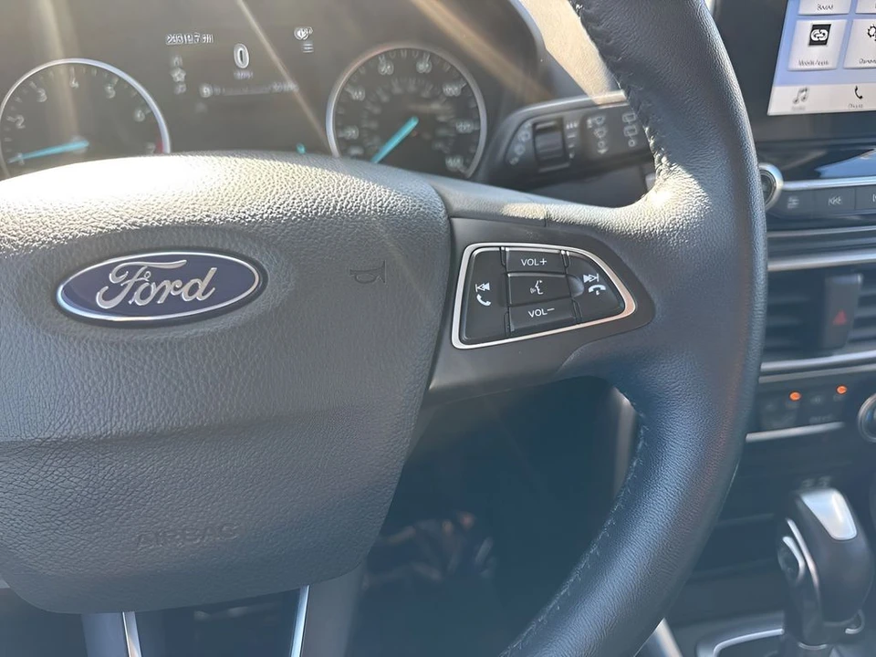 2018 Ford EcoSport - Image 16 of 31
