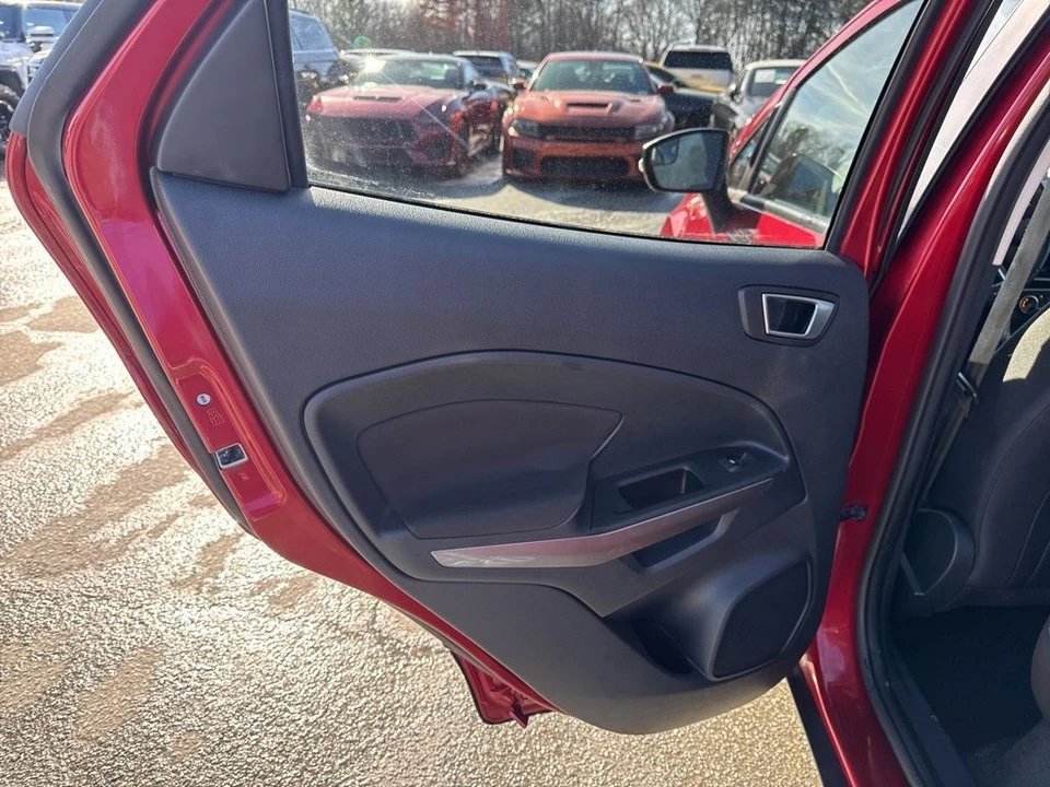 2018 Ford EcoSport - Image 27 of 31