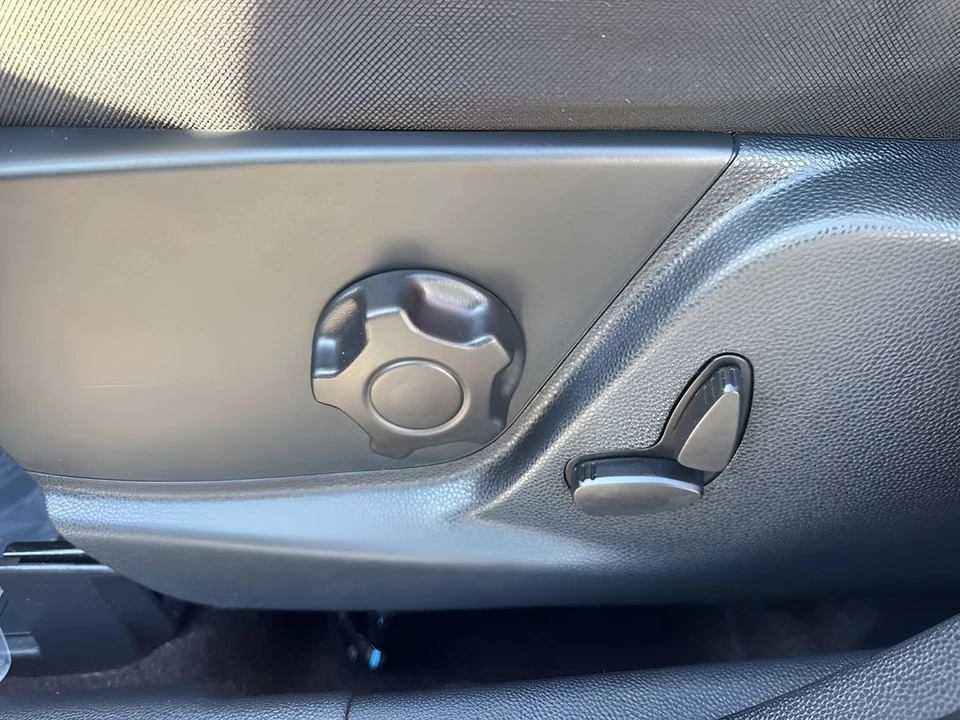 2018 Ford EcoSport - Image 10 of 31