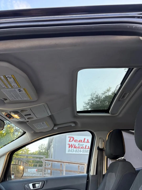 2018 Ford EcoSport - Image 17 of 19