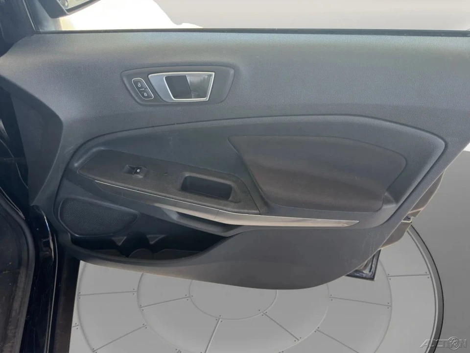2018 Ford EcoSport - Image 18 of 21