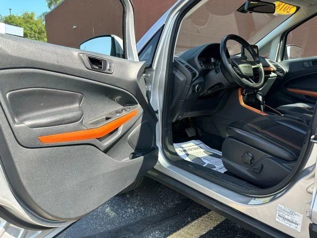 2018 Ford EcoSport - Image 9 of 21