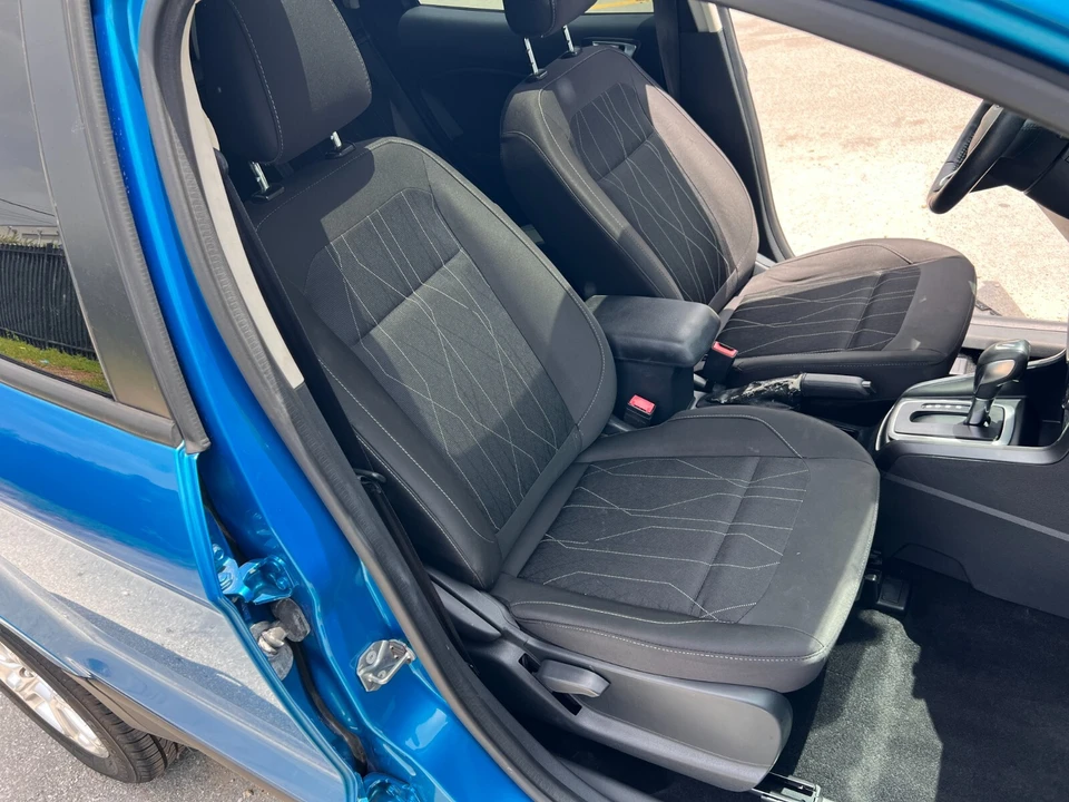 2018 Ford EcoSport - Image 19 of 28