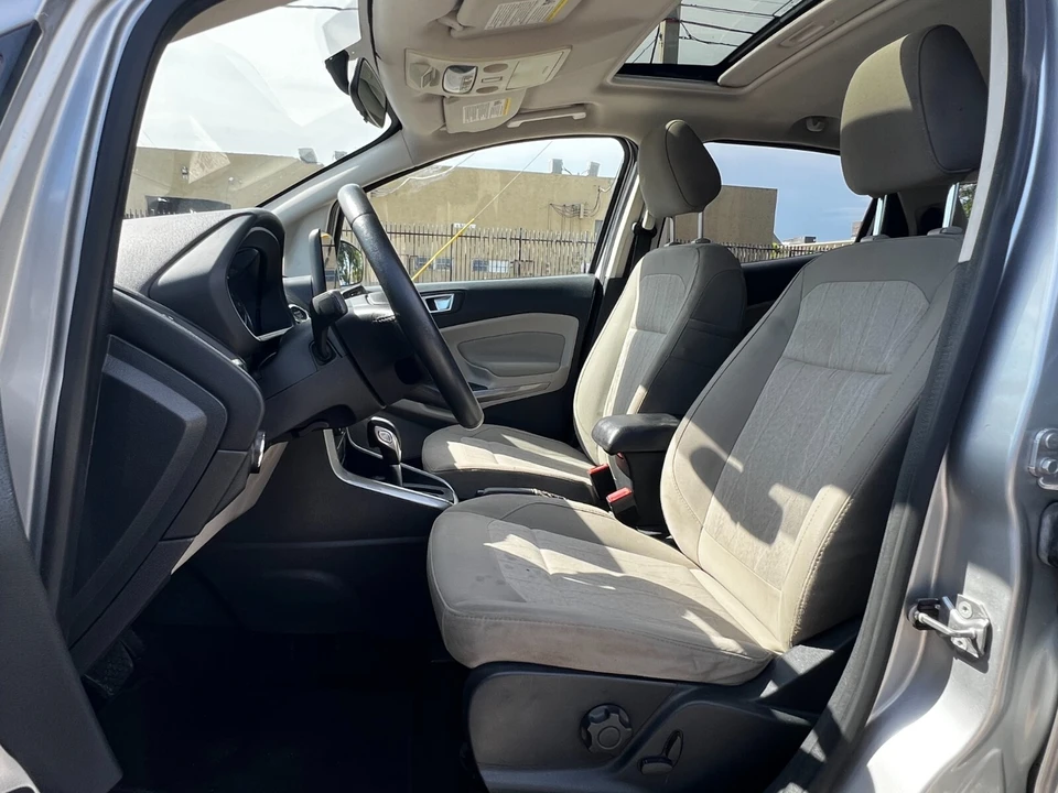 2018 Ford EcoSport - Image 15 of 28