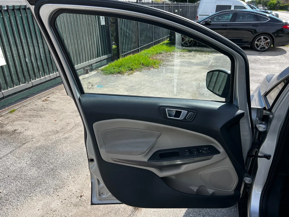 2018 Ford EcoSport - Image 16 of 28