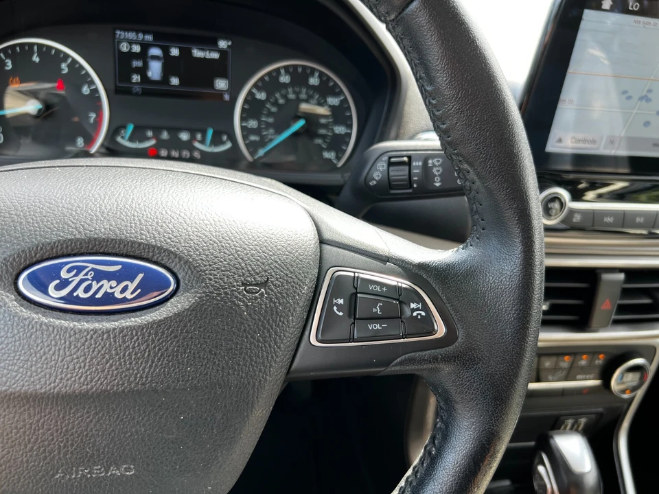2018 Ford EcoSport - Image 23 of 28
