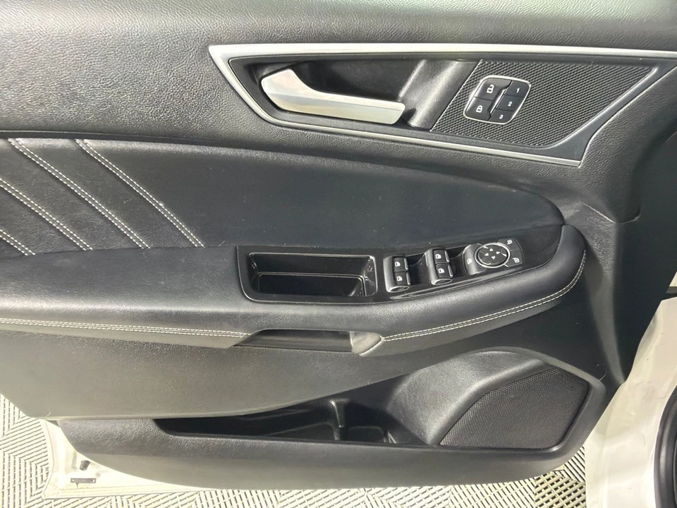 2018 Ford Edge - Image 11 of 21
