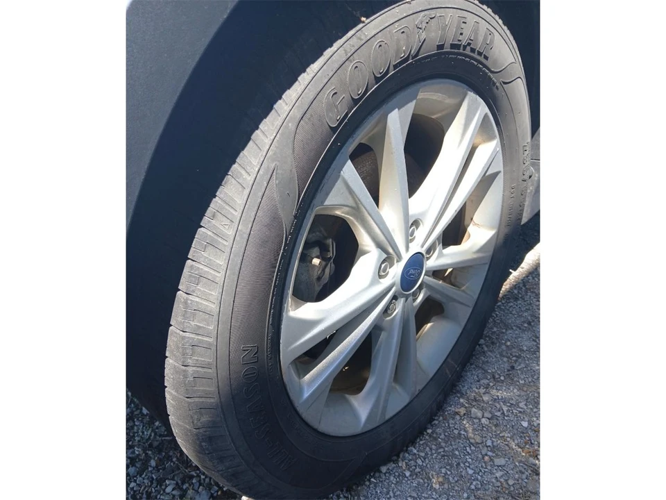 2018 Ford Escape - Image 18 of 27