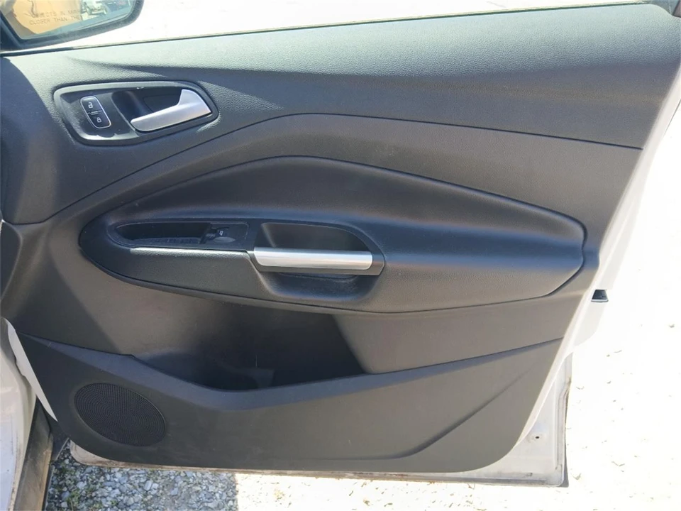 2018 Ford Escape - Image 14 of 27
