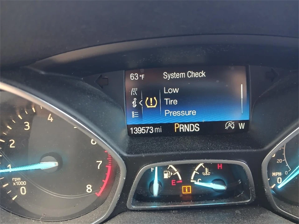 2018 Ford Escape - Image 25 of 27