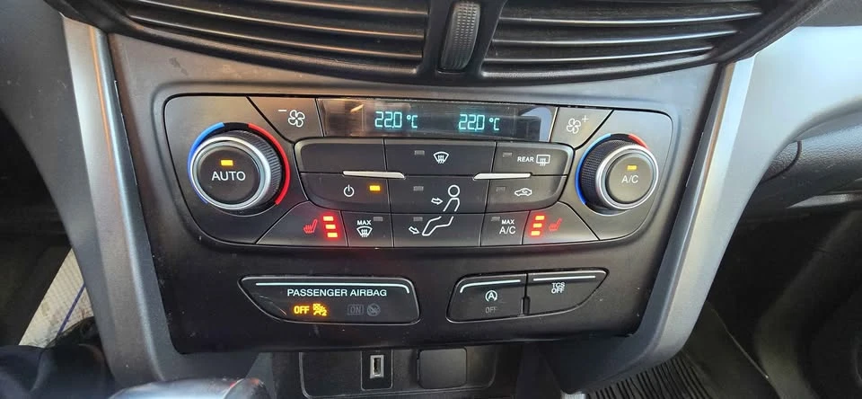 2018 Ford Escape - Image 15 of 18