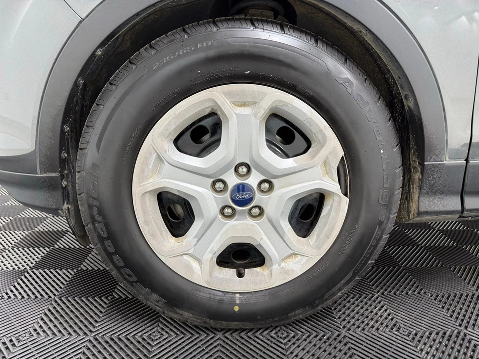 2018 Ford Escape - Image 8 of 21