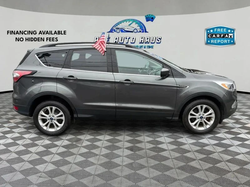 2018 Ford Escape - Image 8 of 12