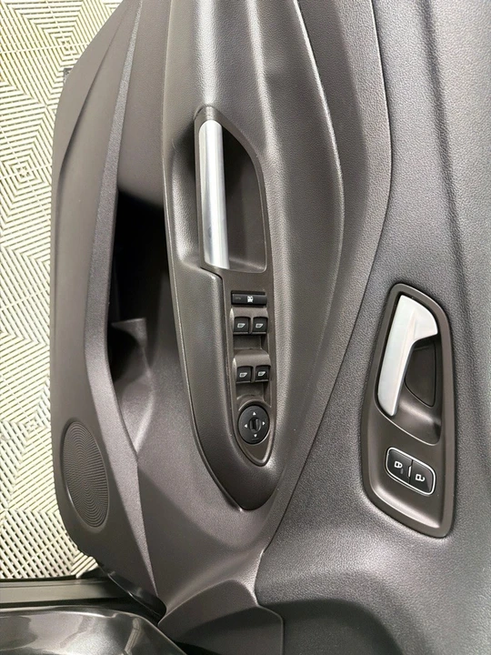 2018 Ford Escape - Image 11 of 27