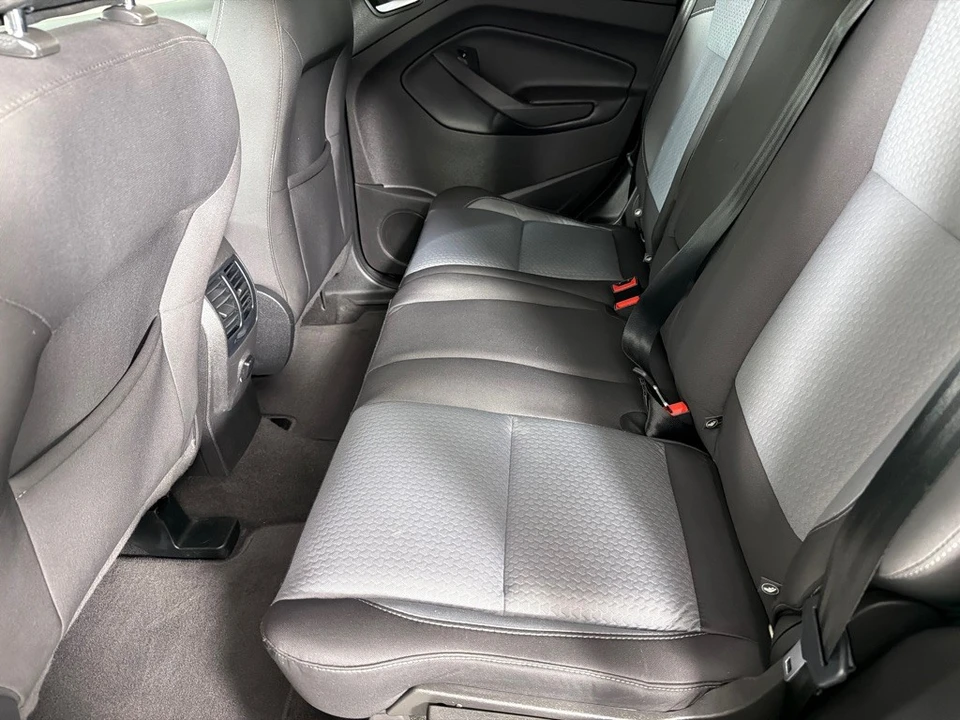 2018 Ford Escape - Image 19 of 21