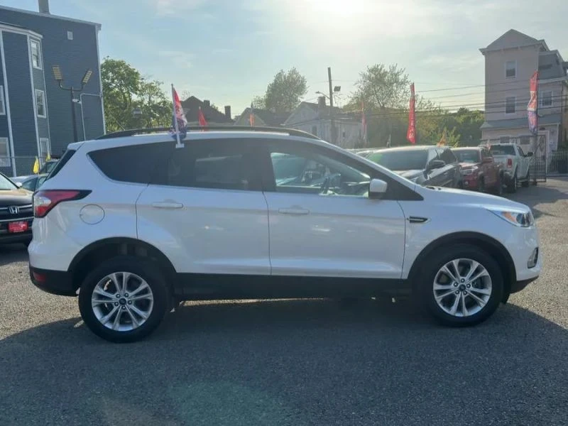 2018 Ford Escape - Image 8 of 12