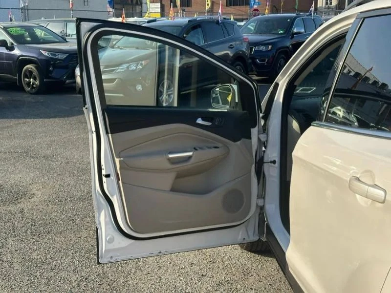 2018 Ford Escape - Image 9 of 12