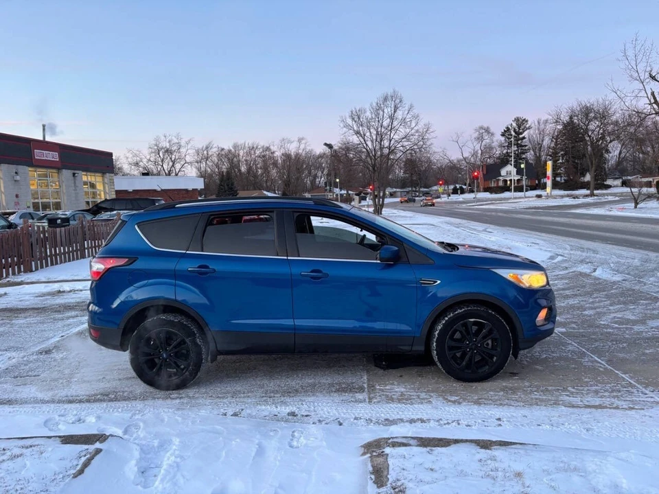 2018 Ford Escape - Image 8 of 21