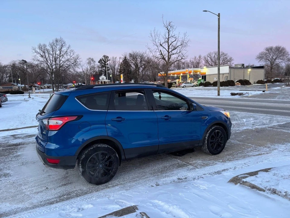 2018 Ford Escape - Image 10 of 21