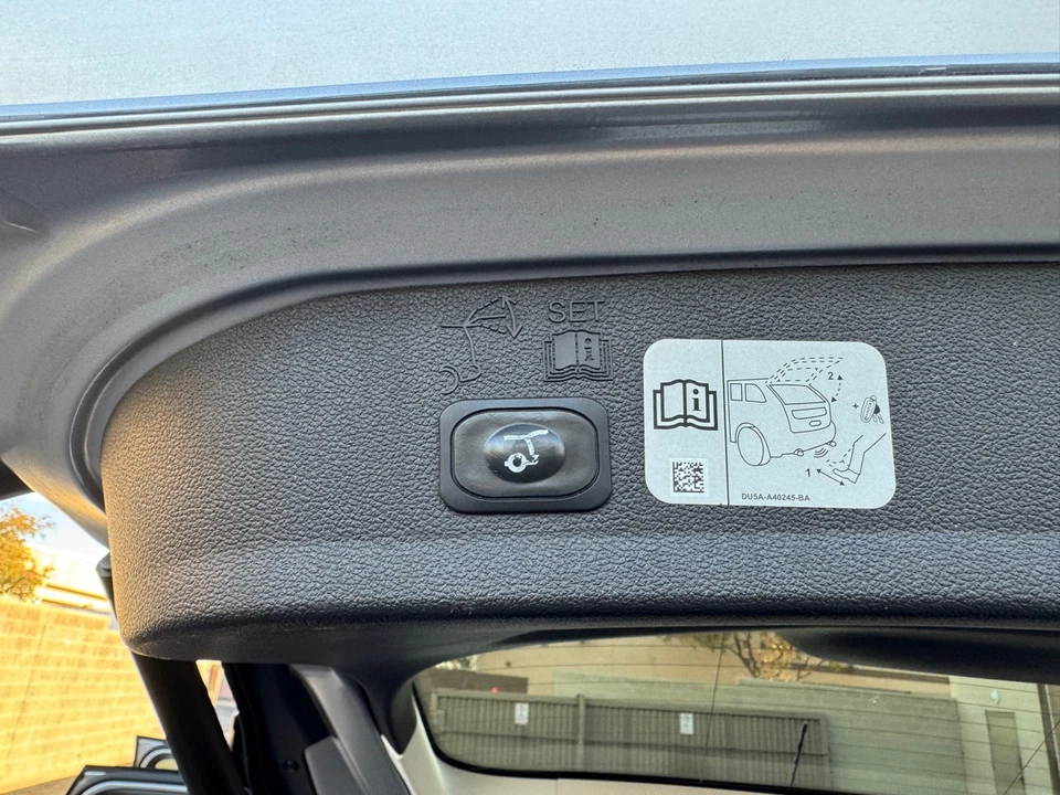 2018 Ford Escape - Image 19 of 21