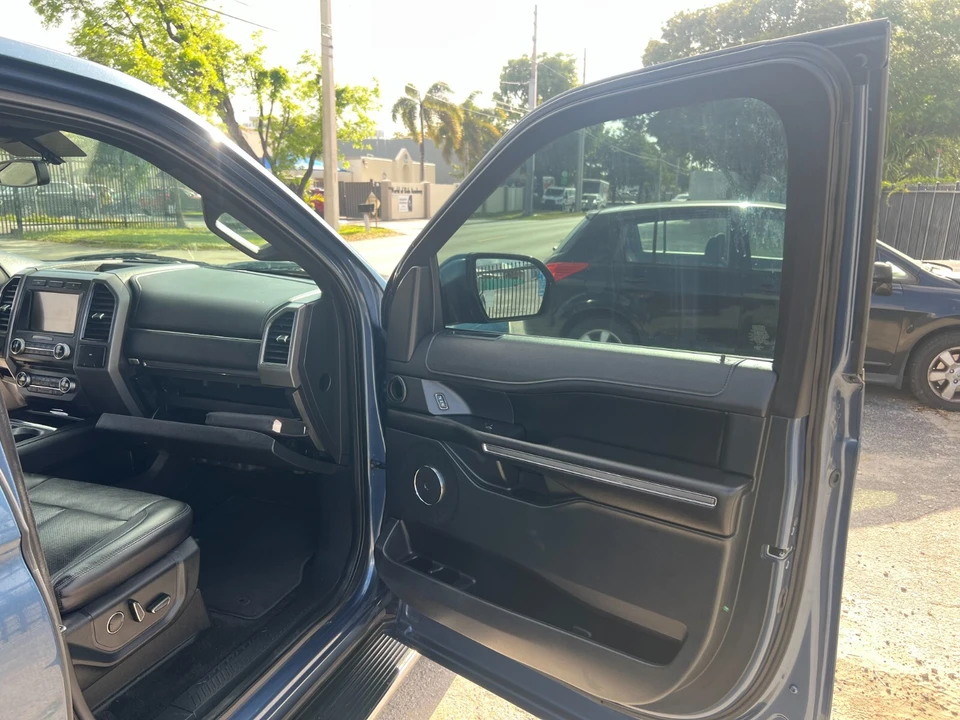2018 Ford Expedition 4th Gen - Image 18 of 21