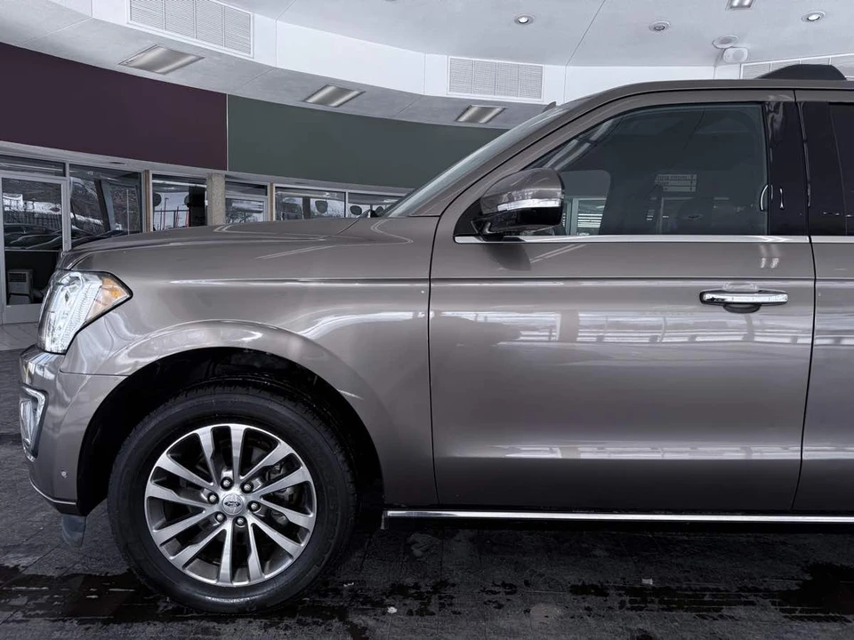 2018 Ford Expedition 4th Gen - Image 16 of 21