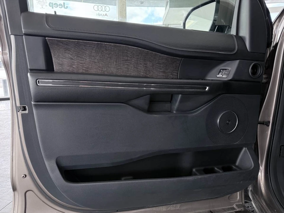 2018 Ford Expedition 4th Gen - Image 18 of 21