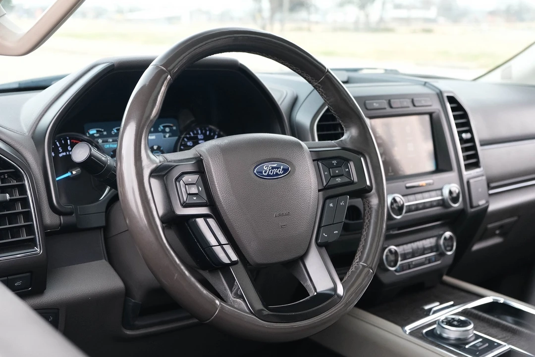 2018 Ford Expedition 4th Gen - Image 19 of 31