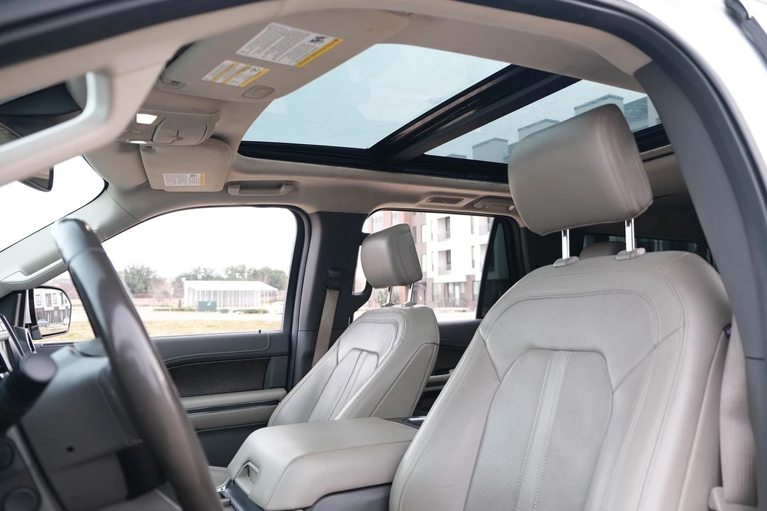 2018 Ford Expedition 4th Gen - Image 17 of 31
