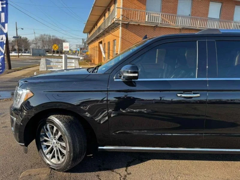 2018 Ford Expedition 4th Gen - Image 8 of 12