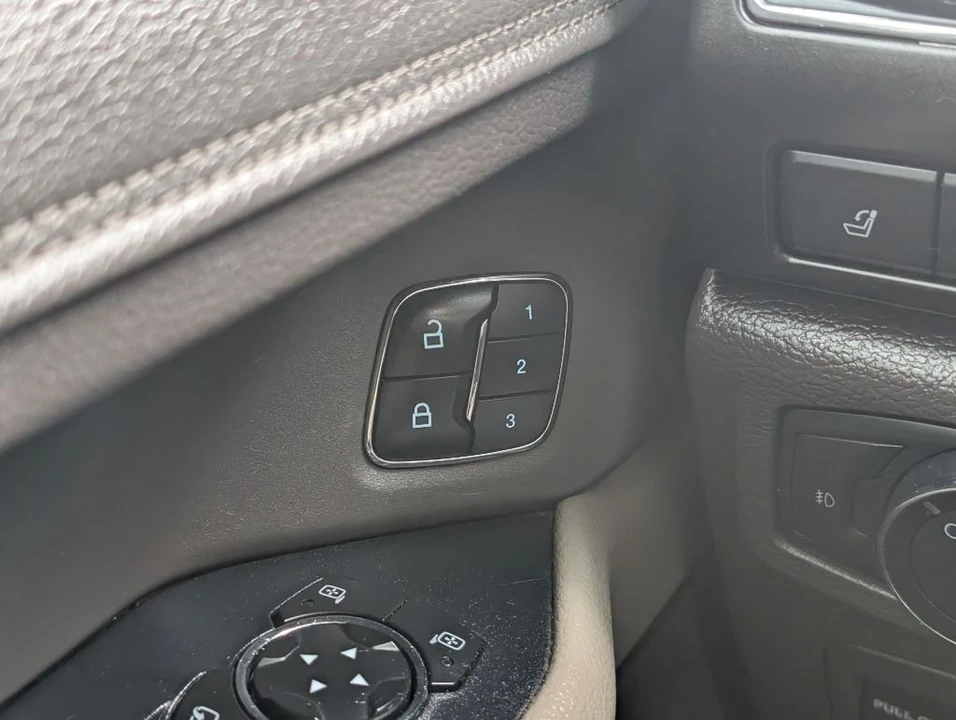 2018 Ford Expedition 4th Gen - Image 13 of 21
