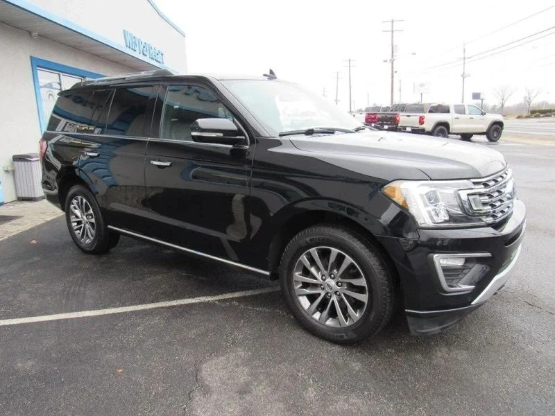 2018 Ford Expedition 4th Gen - Image 10 of 12