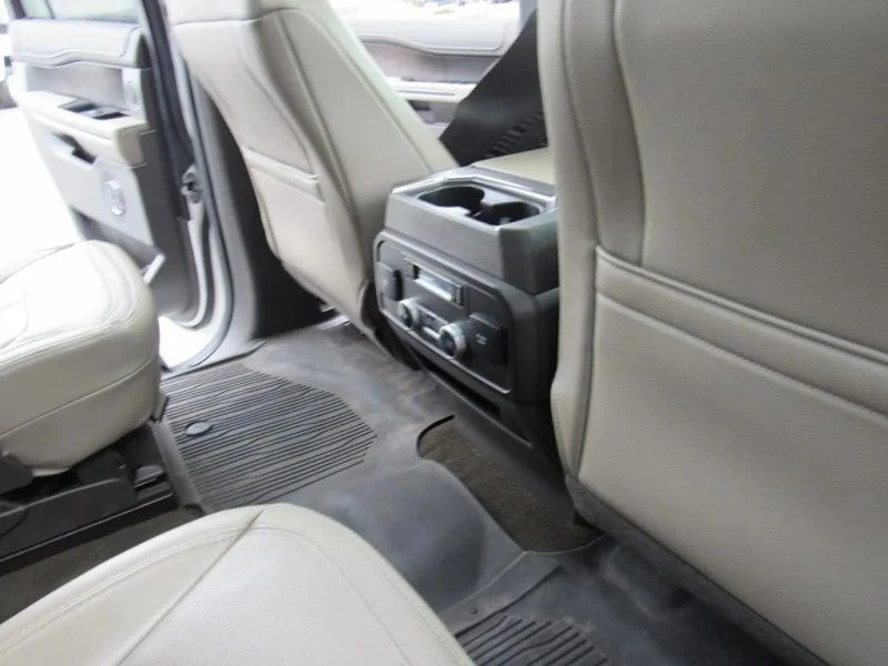 2018 Ford Expedition 4th Gen - Image 10 of 12