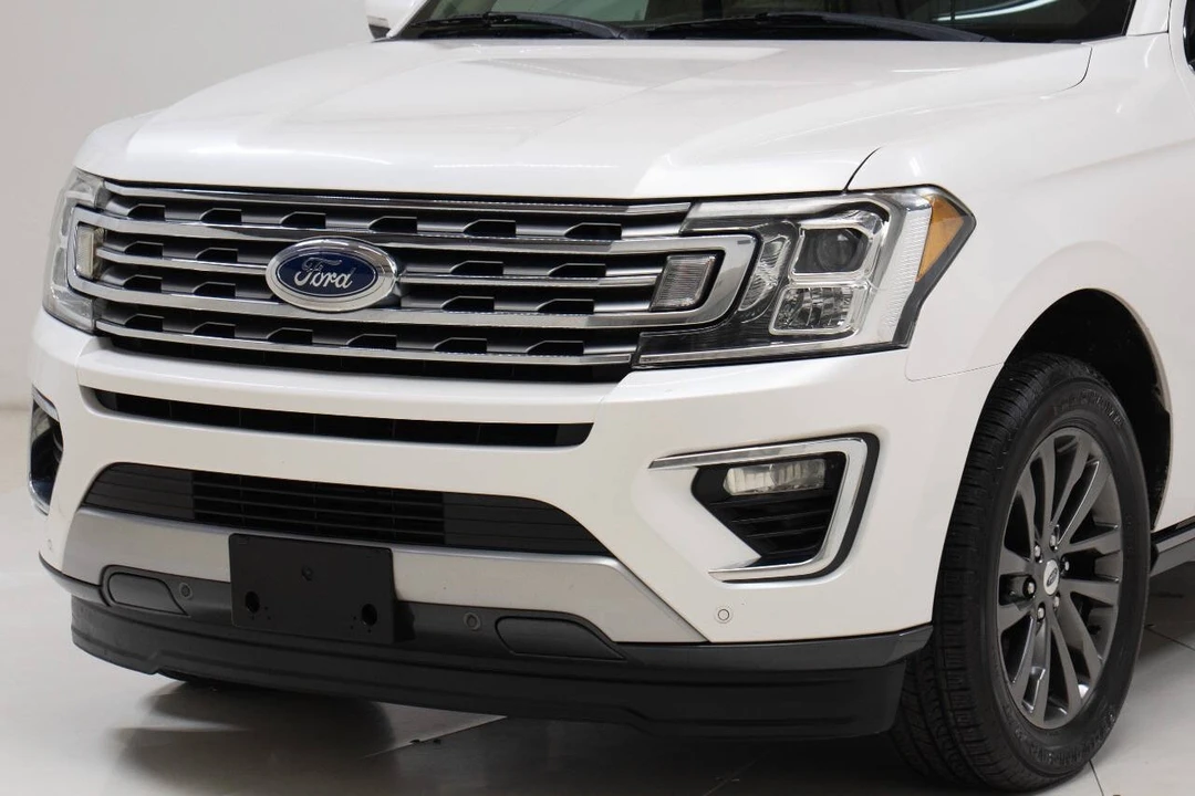 2018 Ford Expedition 4th Gen - Image 10 of 12
