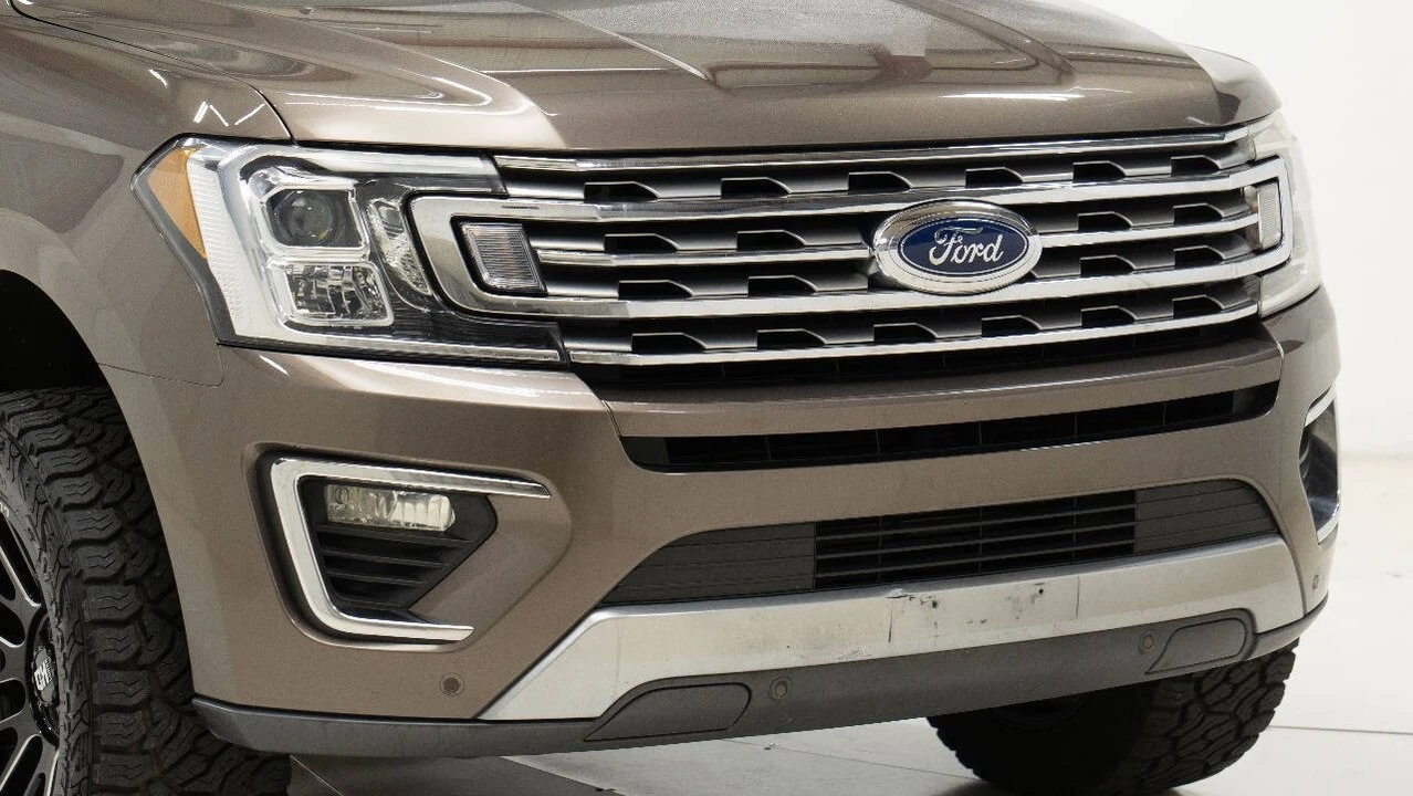 2018 Ford Expedition 4th Gen - Image 9 of 12