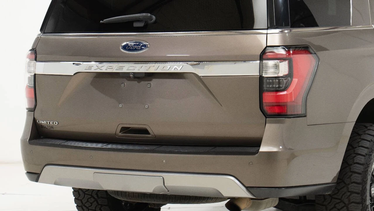 2018 Ford Expedition 4th Gen - Image 11 of 12