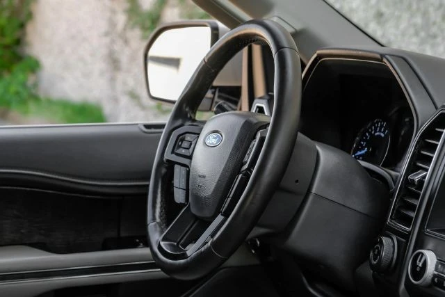 2018 Ford Expedition 4th Gen - Image 16 of 31